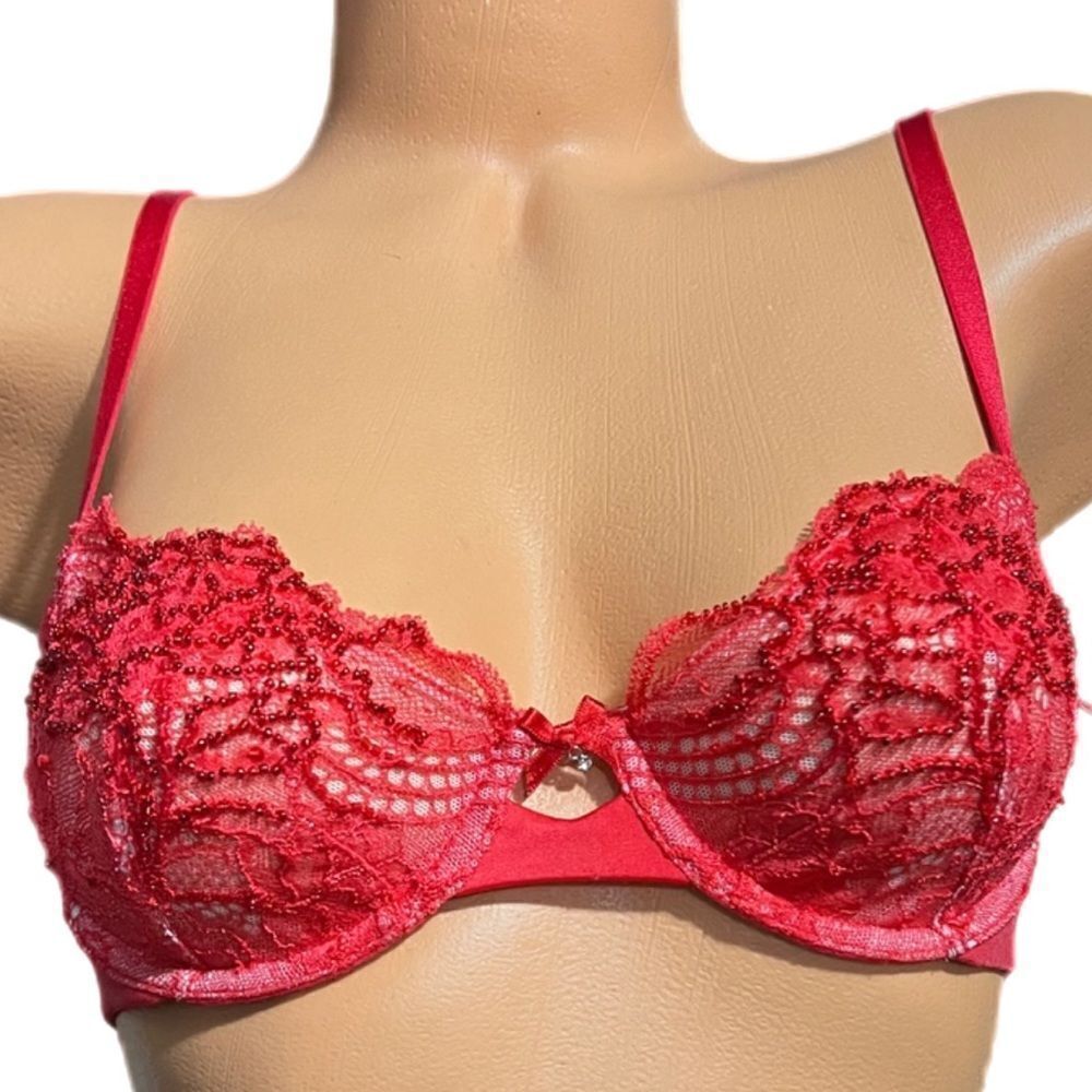 Victoria's Secret Unlined Demi Beaded lace red 34B